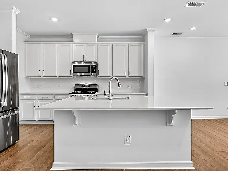 2934 Hickory Field Dr — Photo 23