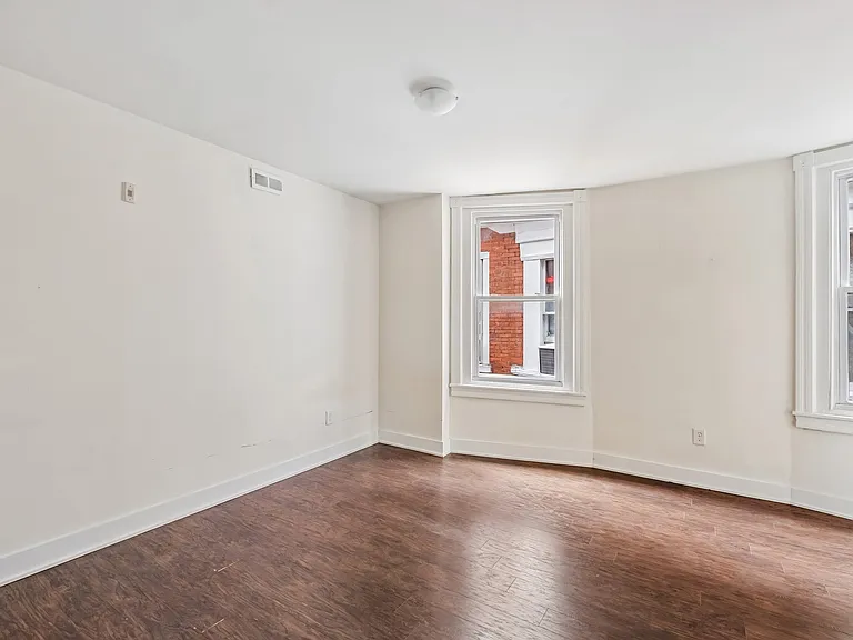 4922 Cedar Ave #2 — Photo 21