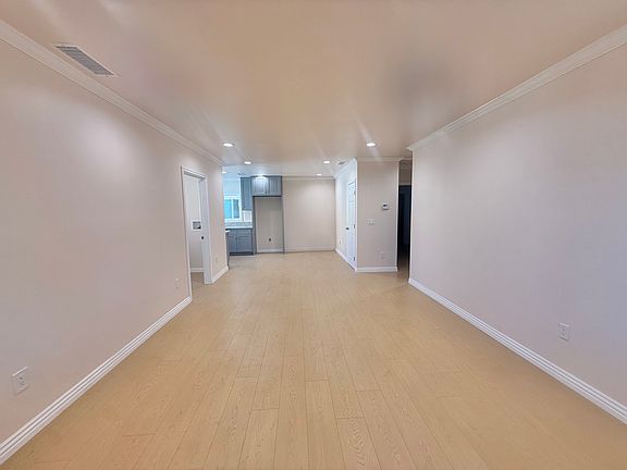 2nd image of 504 Dewey Ave