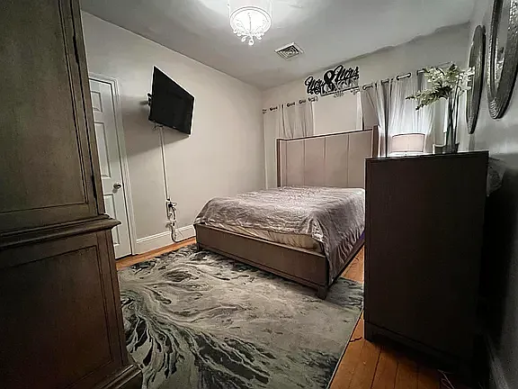 3 bed, 1.5 bath, 1500 sqft, $3,150 — Photo 4