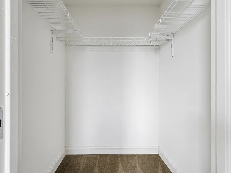 1300 Chestnut Street — Photo 18