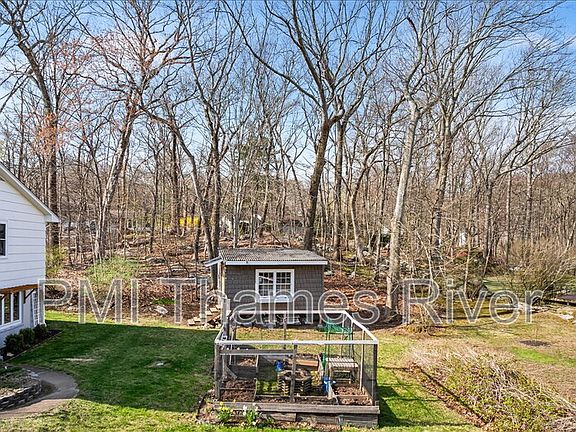5th image of 16 Cherry Hill Rd