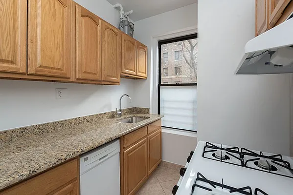 Rented by Engel and Volkers Brownstone Brooklyn | media 26