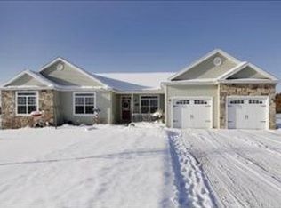 51698 Johnson Rd, Three Rivers, MI 49093