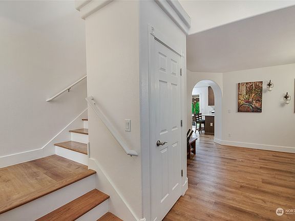 4th image of 7607 195th Street Ct E