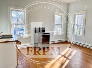 621 2nd St #8FB4CB575, Fall River, MA 02721