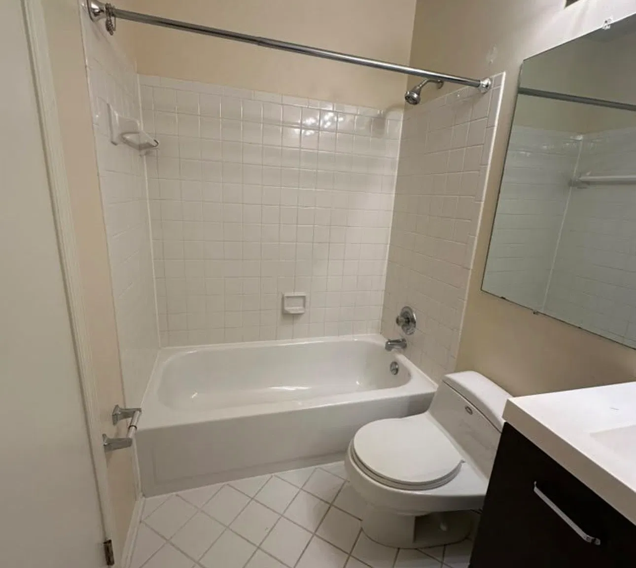 7482 Laurel Oak Ct — Photo 4