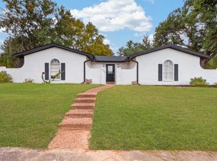 1200 Slaydon St, Henderson, TX 75654
