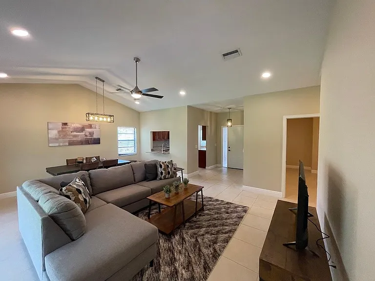 10295 Saint Patrick Ln — Photo 8