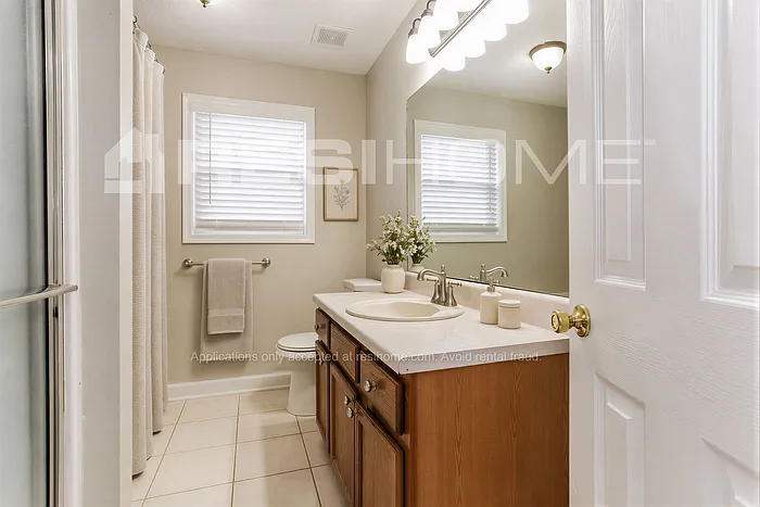225 Campbell Dr — Photo 9