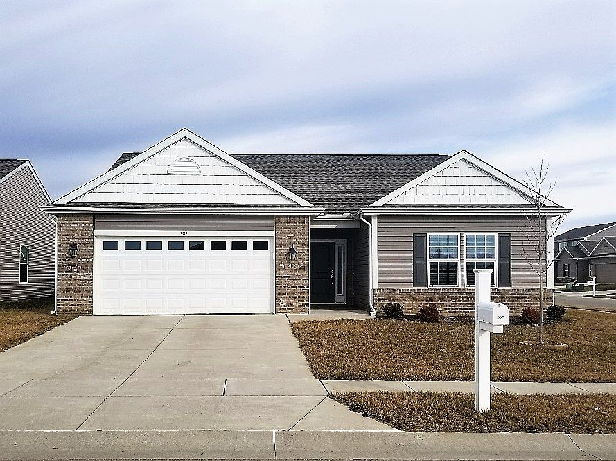 1st image of 902 Kingrail Dr #64