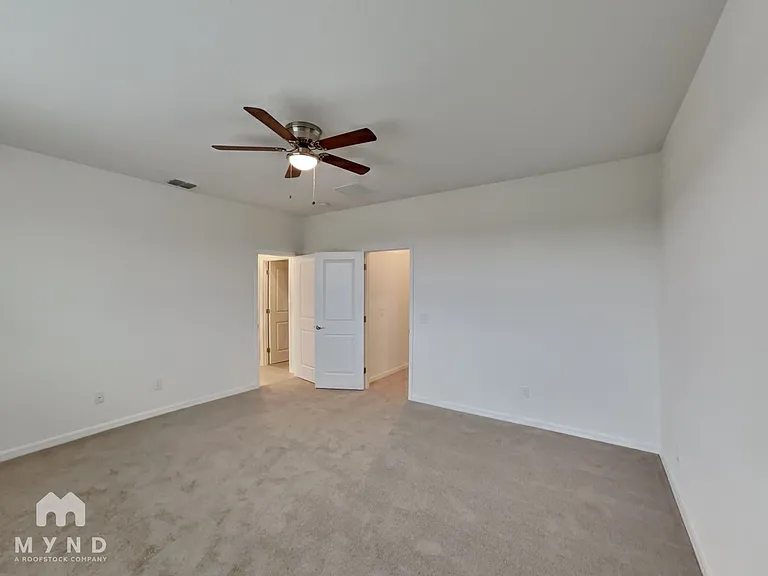 762 Middleton St — Photo 8