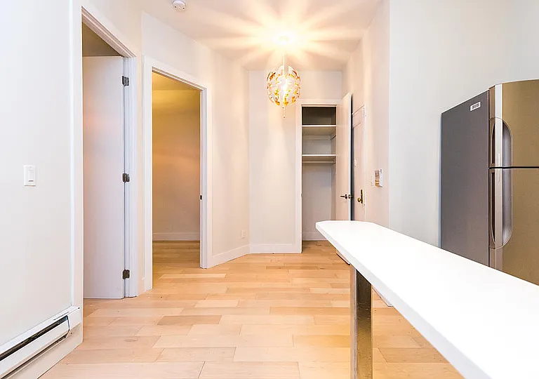 699 Dekalb Ave #7 — Photo 10