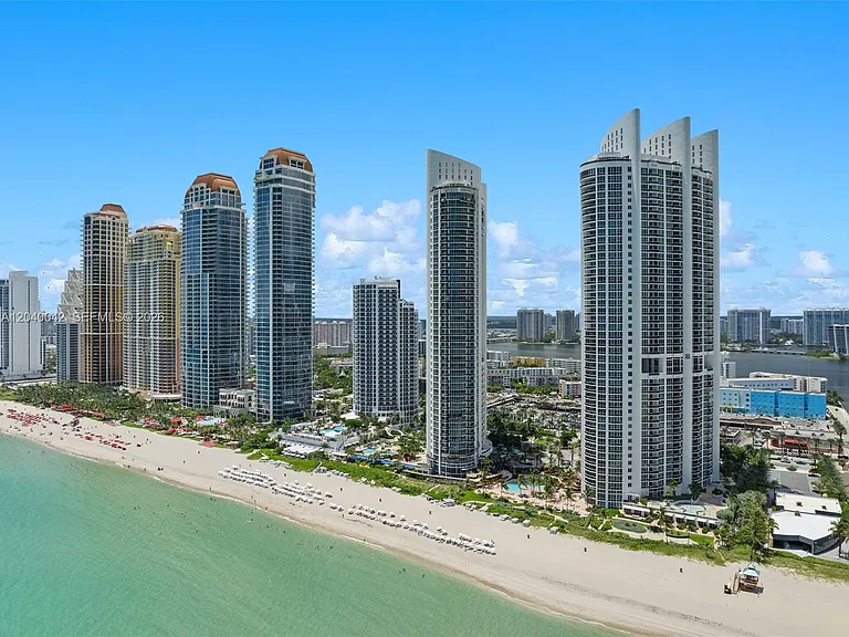 18201 Collins Ave #5201 — Photo 35