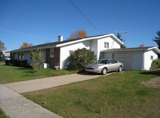 65 Wood Lake Rd, Kincheloe, MI 49788