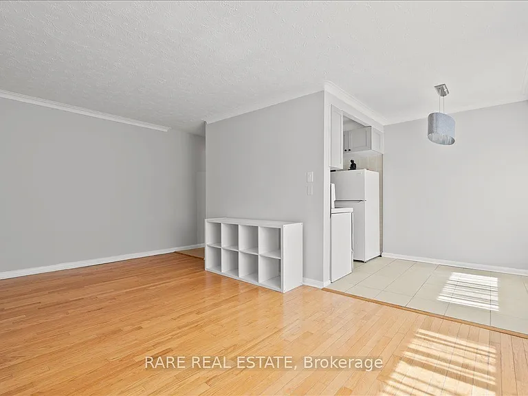 2 21st St #4 — Photo 8