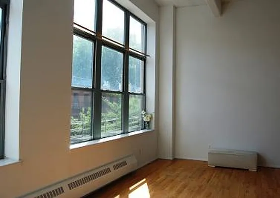 Rented by Corcoran | media 33