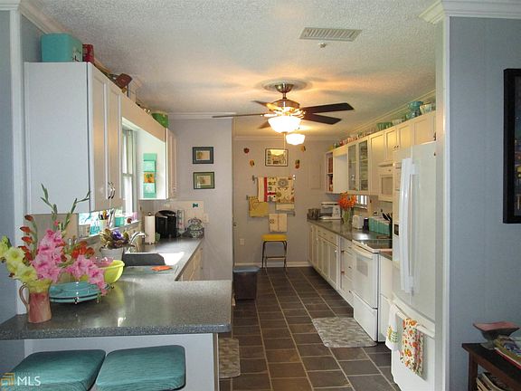 4th image of 235 Allenwood Dr