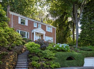 2986 SW Champlain Dr, Portland, OR 97205