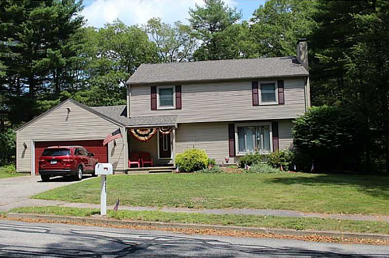 1st image of 131 Wood Cove Dr