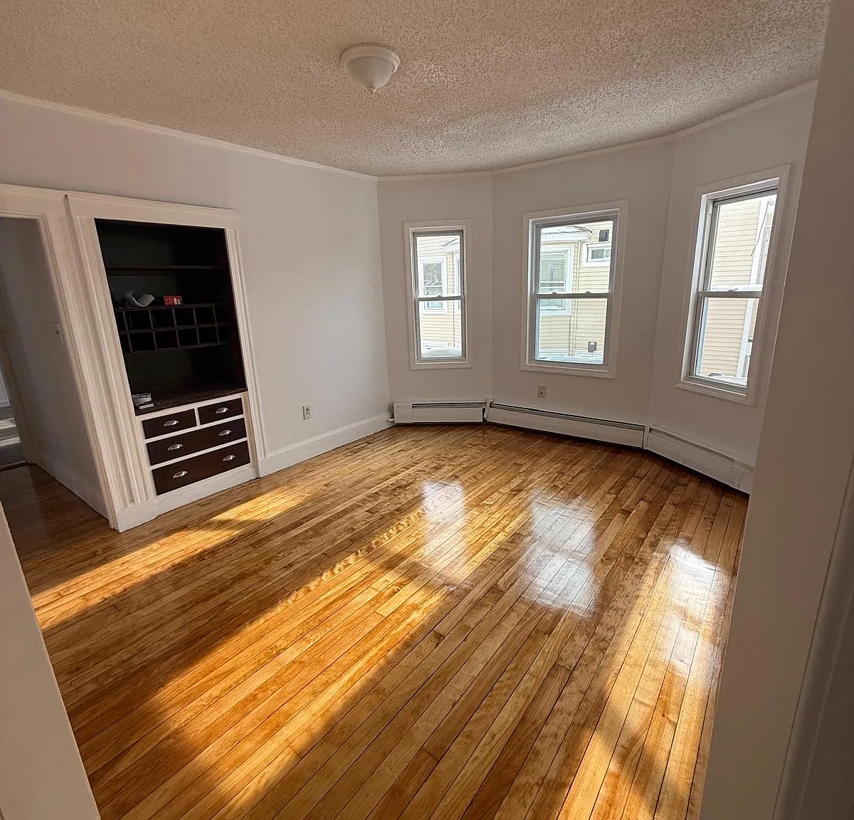 13 Union St — Photo 2