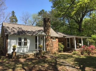 104 Hillandale Rd, Greenville, SC 29609