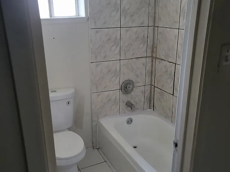 5726 Waterford Dr — Photo 11