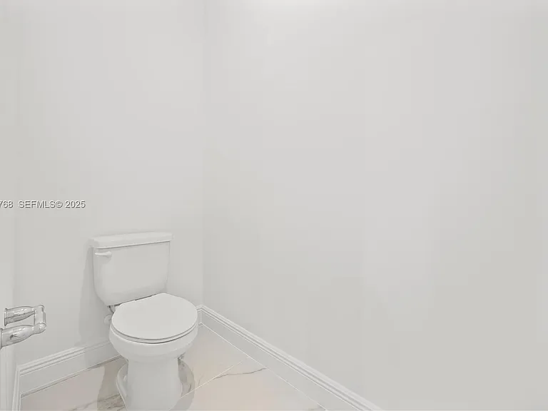 3542 NW Solange Ct — Photo 25