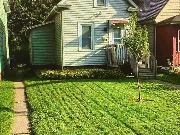 3710 W 4th St, Duluth, MN 55807
