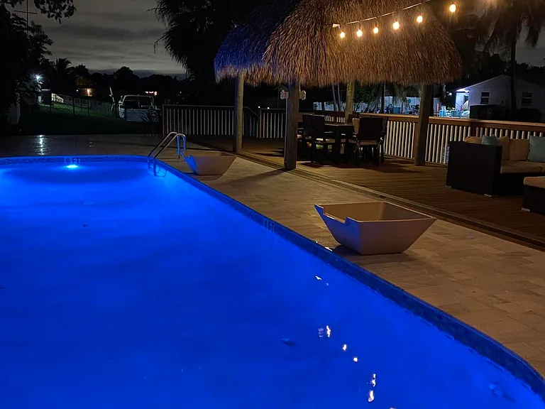 6220 SW 14th St — Photo 7
