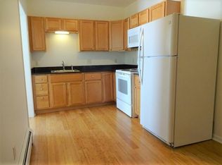 129 Grant St APT 13, Portland, ME 04101