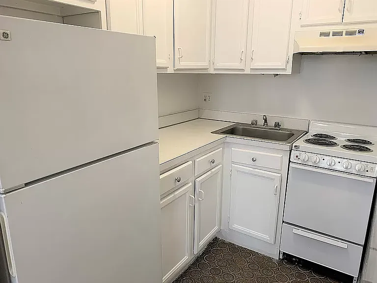 22 W 85th St #2-A — Photo 4
