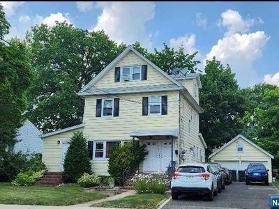 31 E Clinton Ave, Bergenfield, NJ, 07621