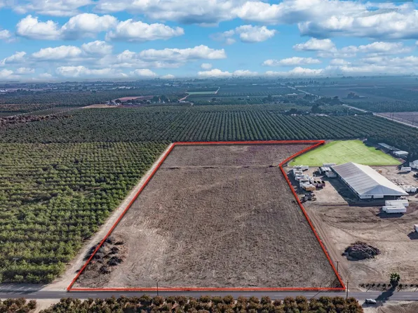 Wellsford Rd, Modesto, CA 95357