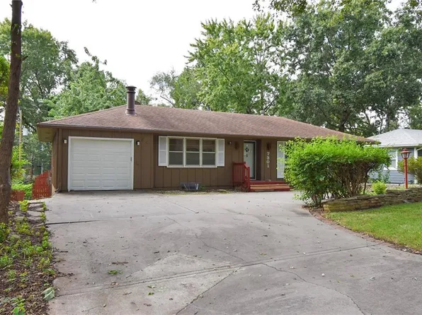 7301 W 89th St, Overland Park, KS 66212