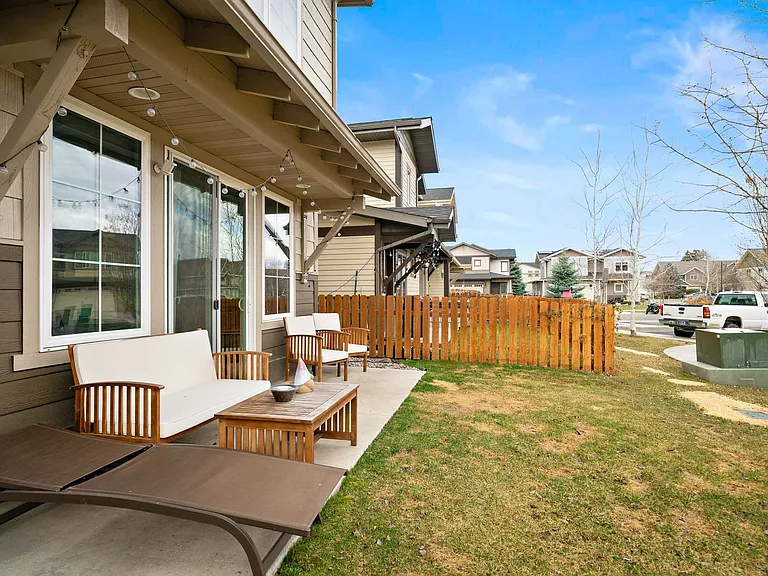 3083 Lori Ln — Photo 44