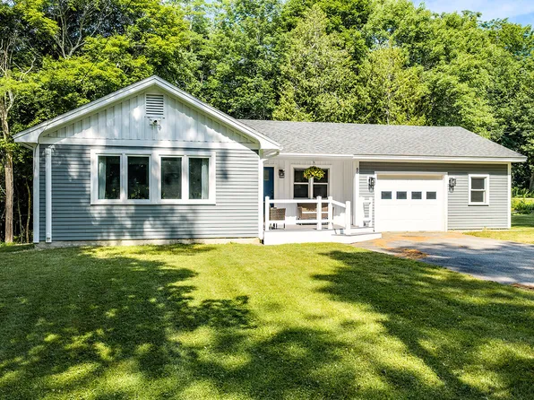 80 Camden Street, Rockport, ME 04856