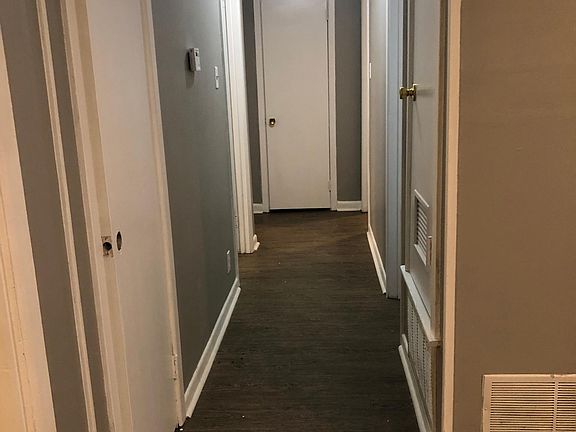 4th image of 12 Tulip Dr
