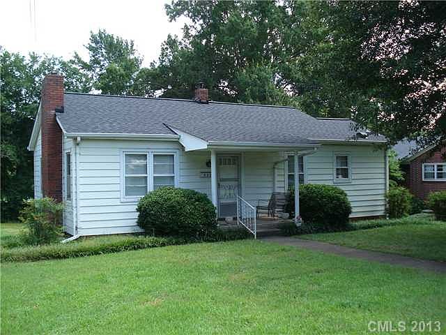 1st image of 823 Hamrick St