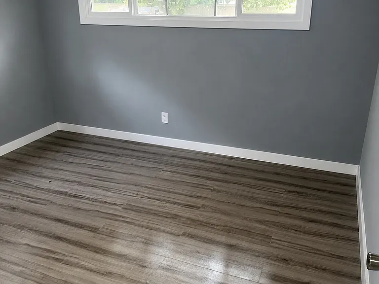 1303 Barnard Dr — Photo 7