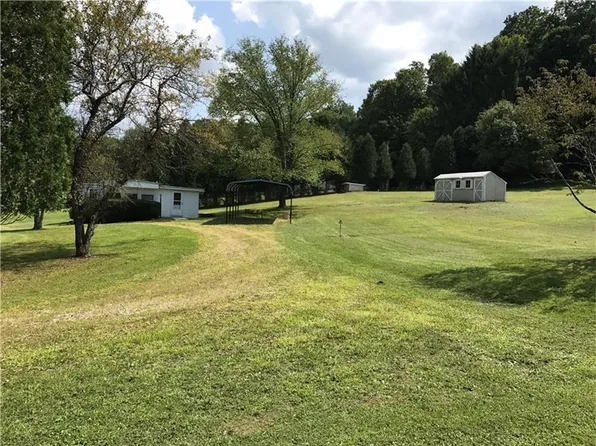 923-929 Bridlewood Ln, Ligonier, PA 15658