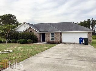 380 Park Pl, Ellabell, GA 31308
