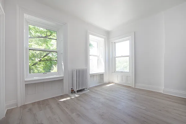 Rented by Douglas Elliman | media 2