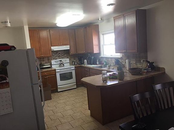 4th image of 2212 Jefferson Ave