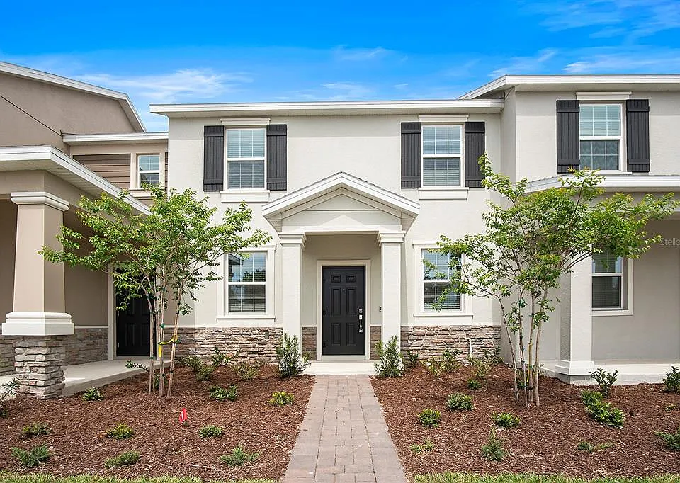 5643 Quiet Palm Loop