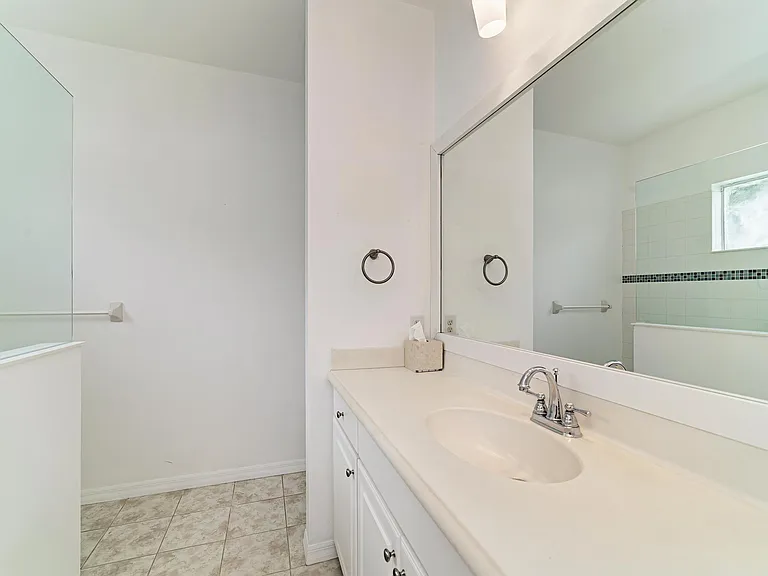 4650 Woodbrook Dr #1 — Photo 26