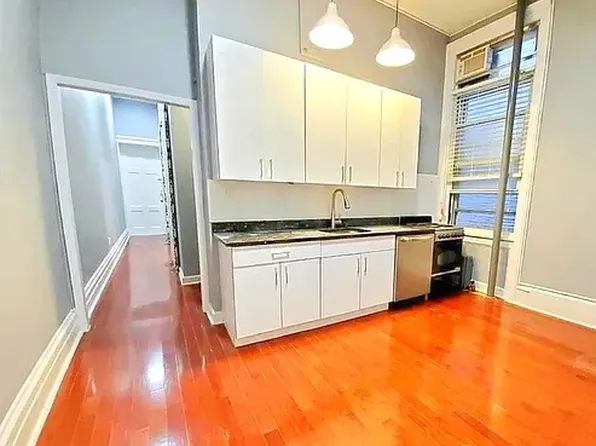59 Fifth Avenue image 1 of 3