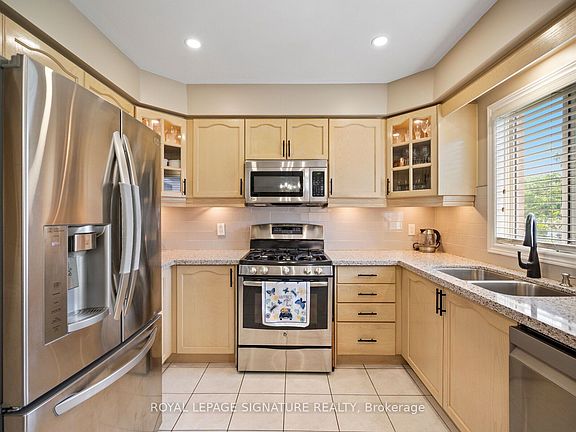 5th image of 23 Mount McKinley Ln