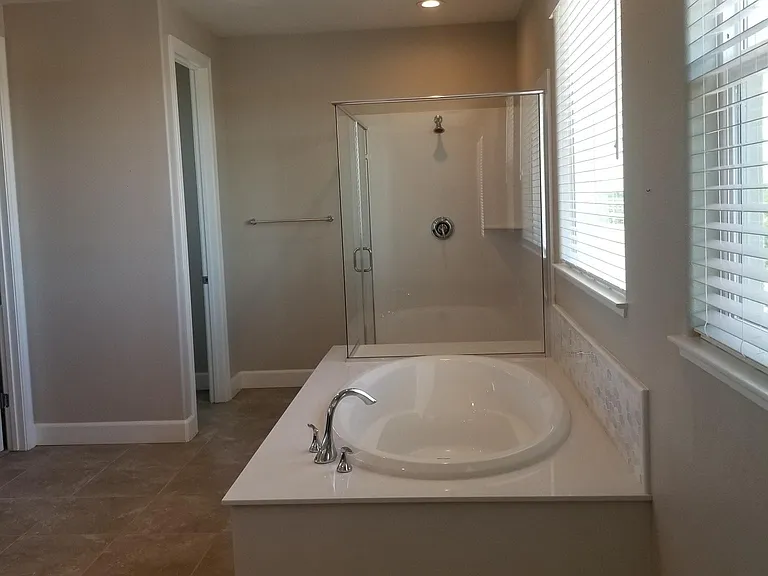 4020 Comstock Pl — Photo 10