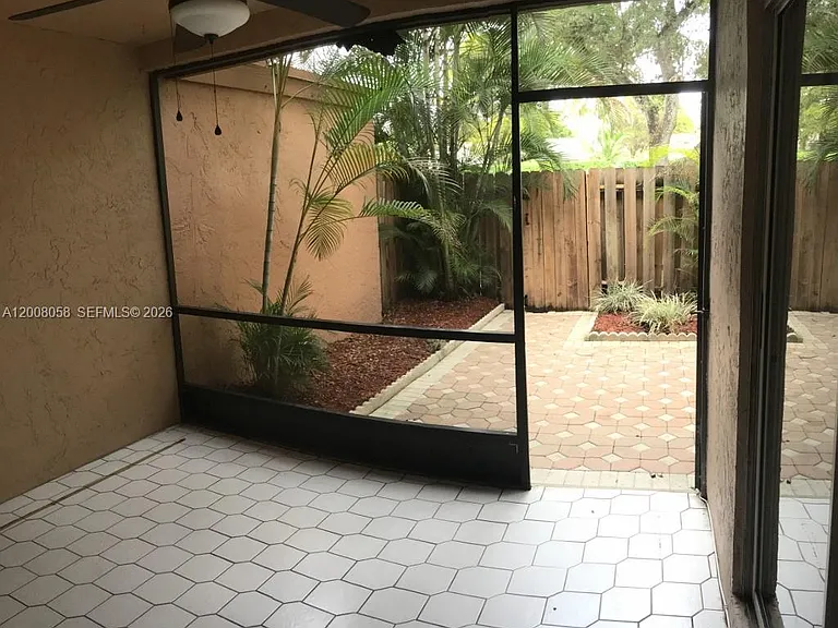 40 Chestnut Cir — Photo 16